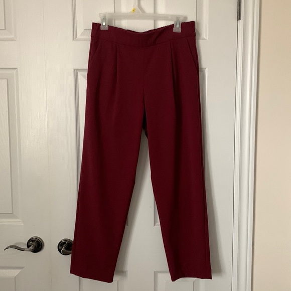 Relaxed fit slacks. - Picture 1 of 6